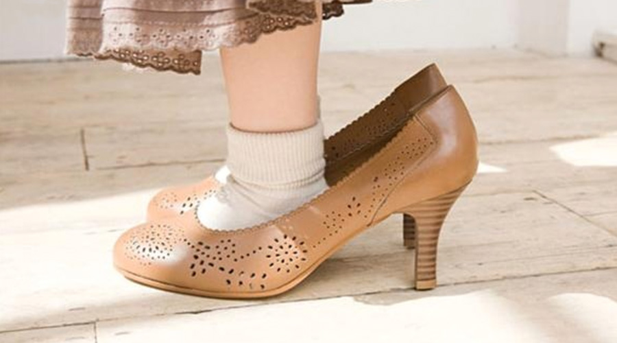 خرید کفش اسپرت و خرید کفش مجلسی از فروشگاه لباس دیجی استایل