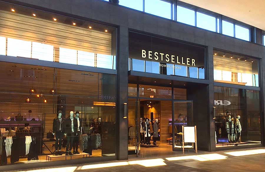 مد لباس زنانه مارک دار در فروشگاه اینترنتی دیجی استایل