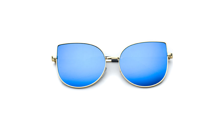 عینک آفتابی با شیشه آبی 
