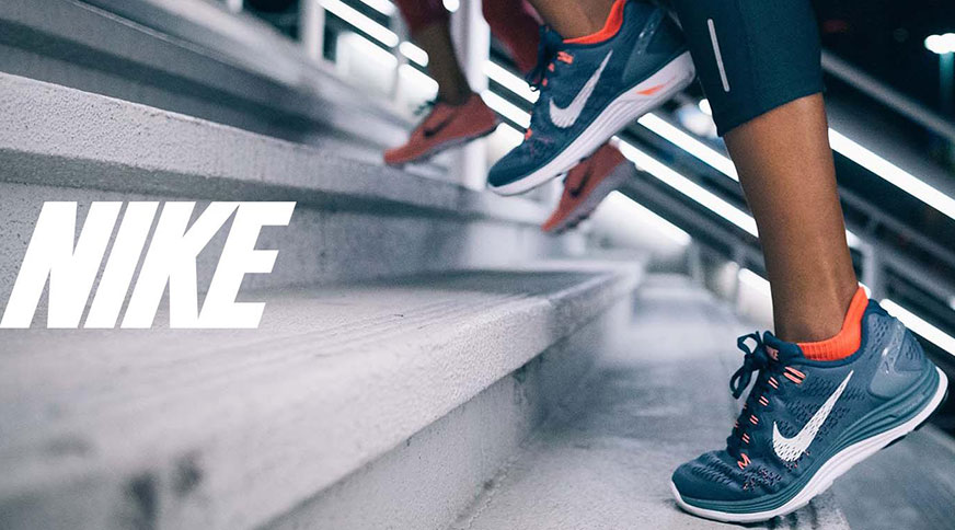 خرید کفش کتونی نایک دخترانه