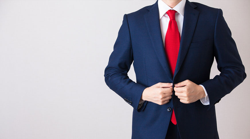کراوات قرمز و کت شلوار مجلسی