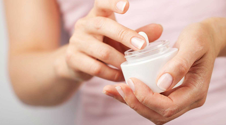 بهترین کرم لایه بردار برای پوست چرب