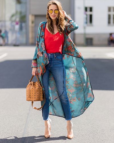 مانتو آبی را با چه رنگی ست کنیم