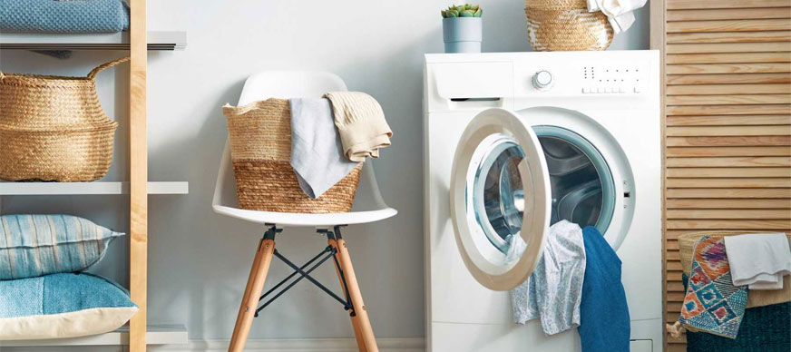 نگهداری از یک لباس