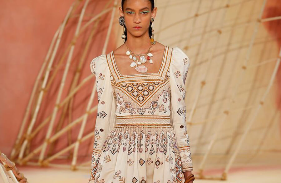 لباس محلی مدرن