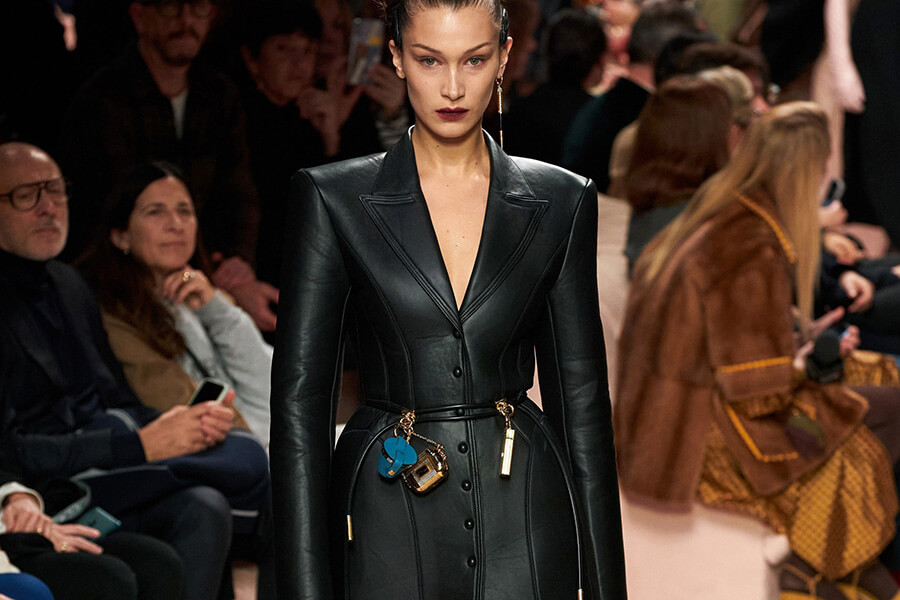 بارانی زنانه بلند چرم مشکی