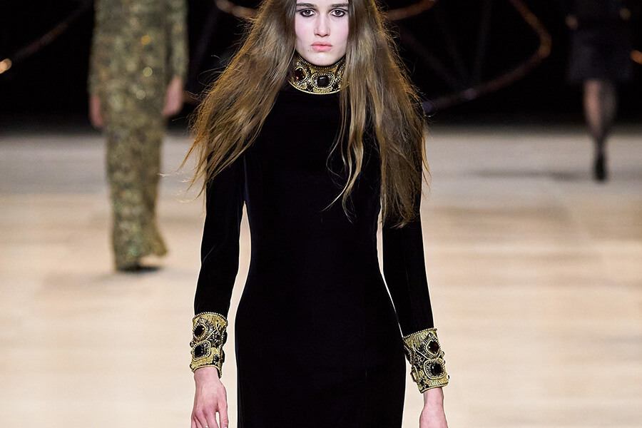 لباس شب زنانه مخمل مشکی