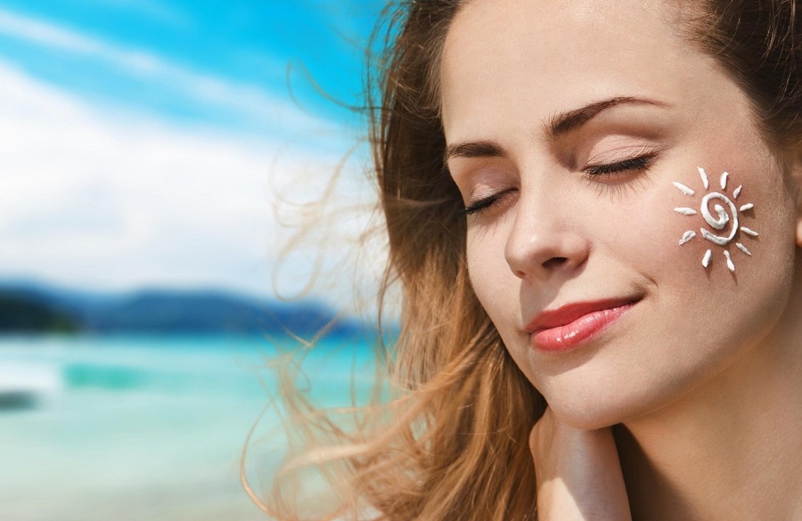 تفاوت کرم ضد آفتاب شیمیایی و فیزیکی