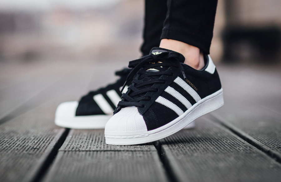 بستن بند کفش کتانی به سبک دستبند