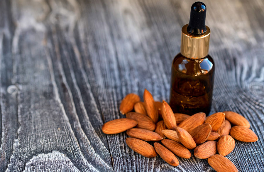 اسانس بادام شیرین