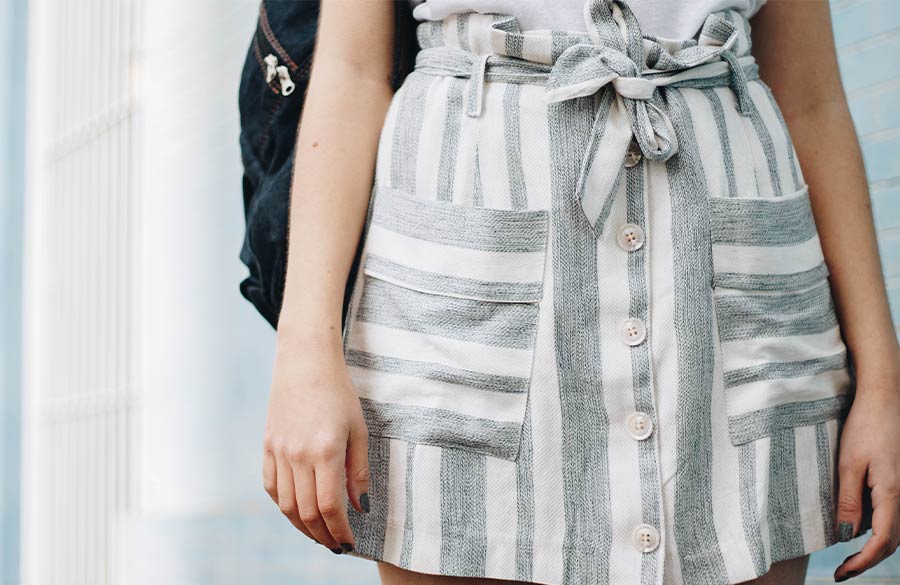 پاپیون روی لباس