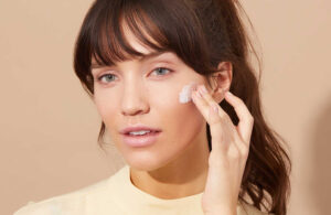 کرم پوست و تاثیر آن بر شادابی