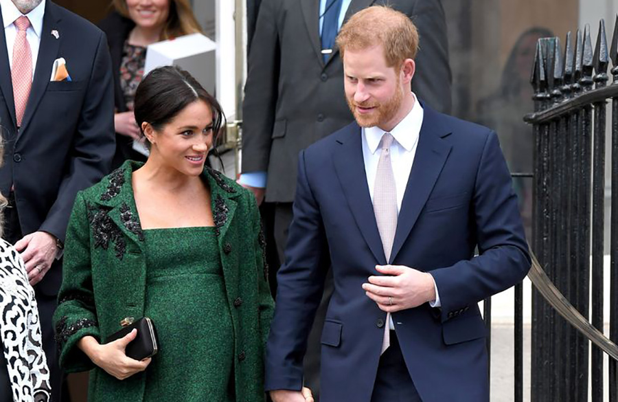 مگان و لباس بارداری مجلسی