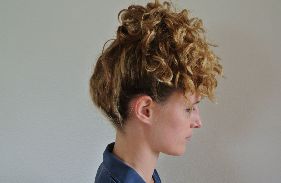 تکنیک آناناس برای موهای فر