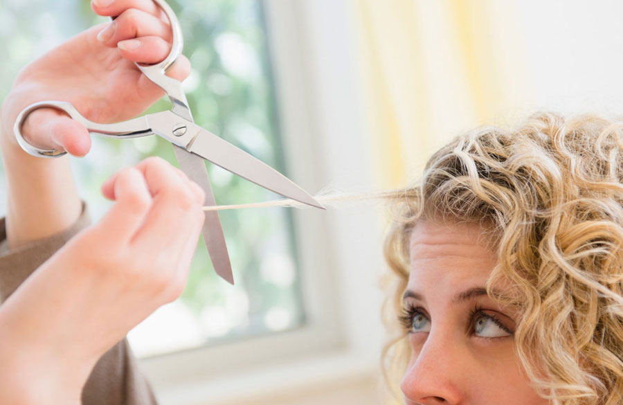 کوتاه کردن موهای فر