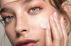 آرایش همراه ضدآفتاب