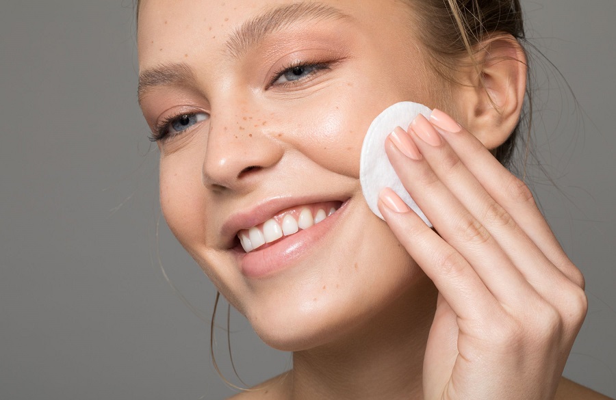 تونر برای پوست ترکیبی