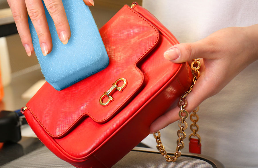 تمیز کردن کیف چرمی