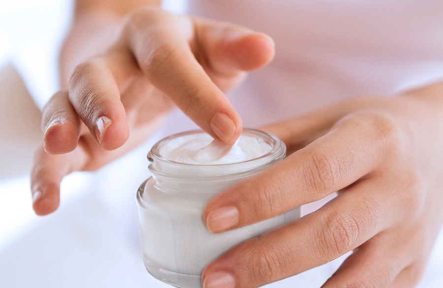 پوستتان را مرطوب کنید