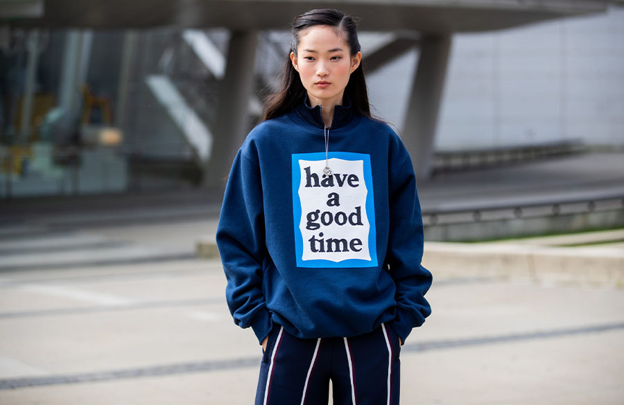 لباس با طرح گرافیکی