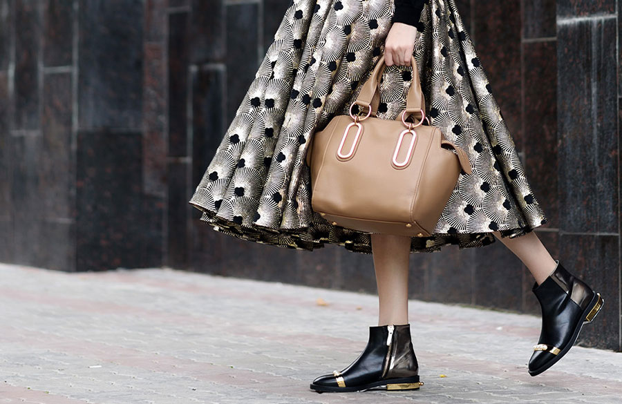 کفش چرمی تخت زنانه