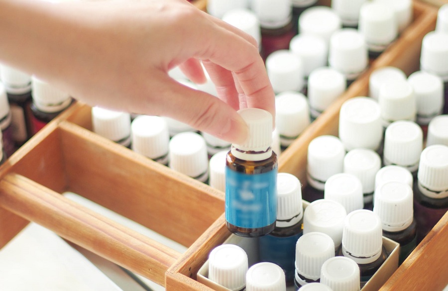 نحوهی استفاده از روغنهای اسانسی