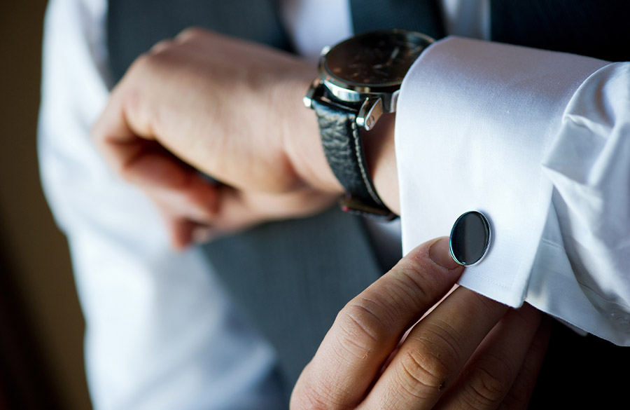 دکمه سردست دکمه ای