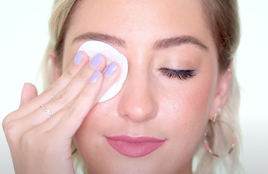 پاک کردن مژه مصنوعی آهنربایی