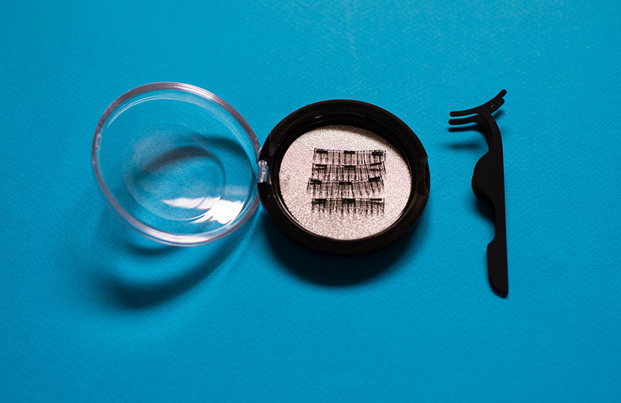 عوارض مژه مصنوعی آهنربایی