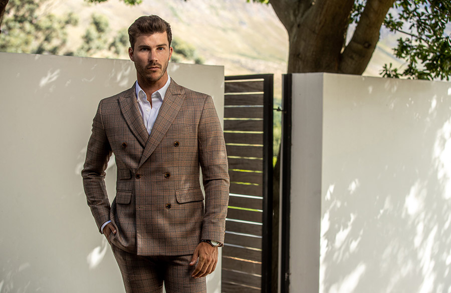 بایدها و نبایدهای لباس پوشیدن آقایان قد بلند