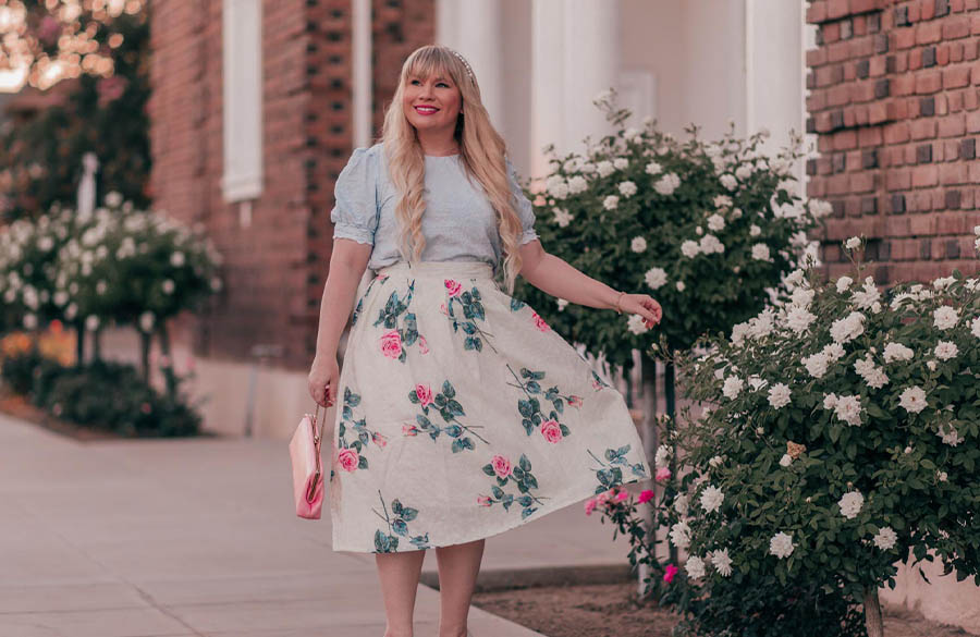 استایل با دامن گل گلی