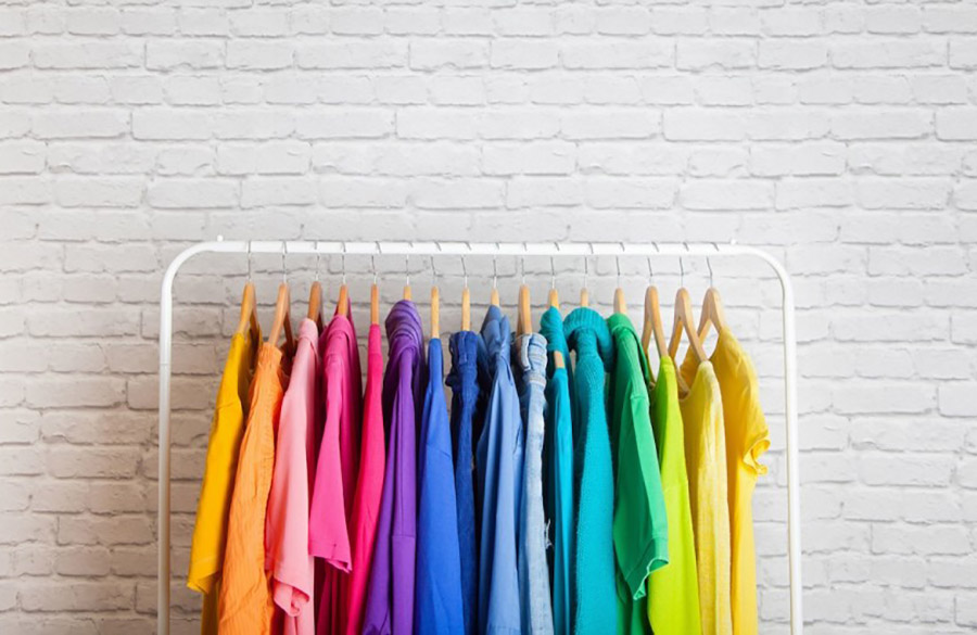 لباسهای رنگ روشن