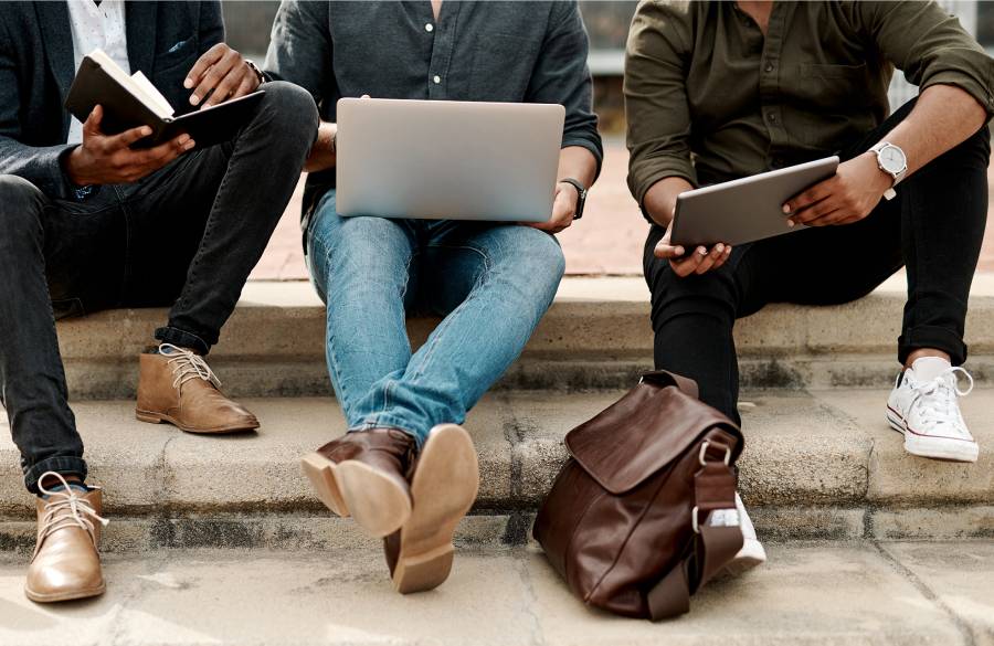 کفش رنگی مردانه