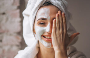 آماده سازی پوست قبل میهمانی