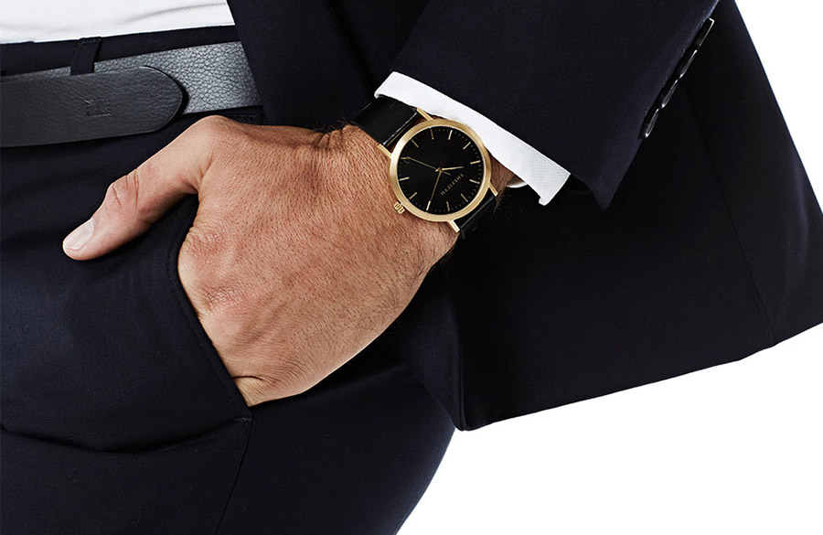 ست کردن ساعت مشکی