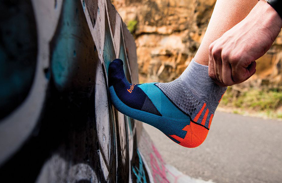 طرح مناسب جوراب