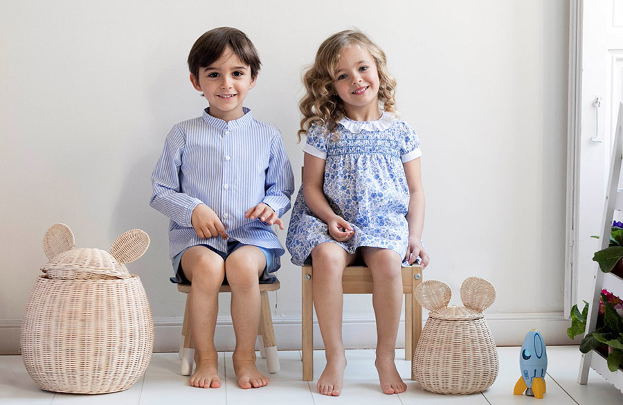 لباس پوشیدن کودکان در فصل بهار