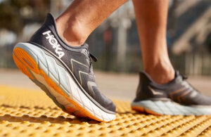 خرید کفش ورزشی