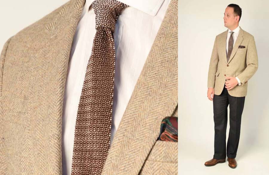 استایل مردانه با کت قهوه ای روشن