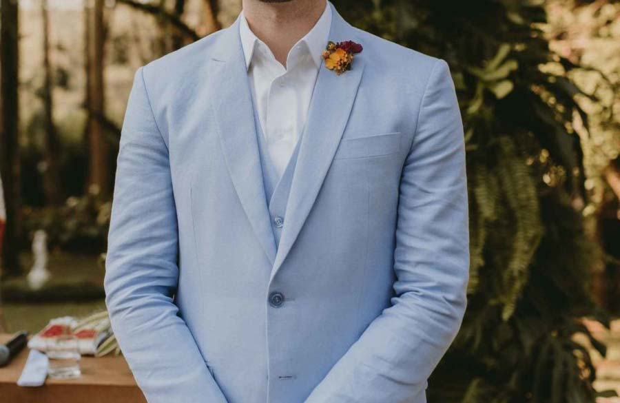 کت و شلوار آبی کمرنگ