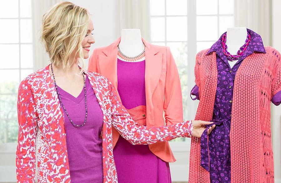 ترکیب رنگ مرجانی و بنفش در استایل