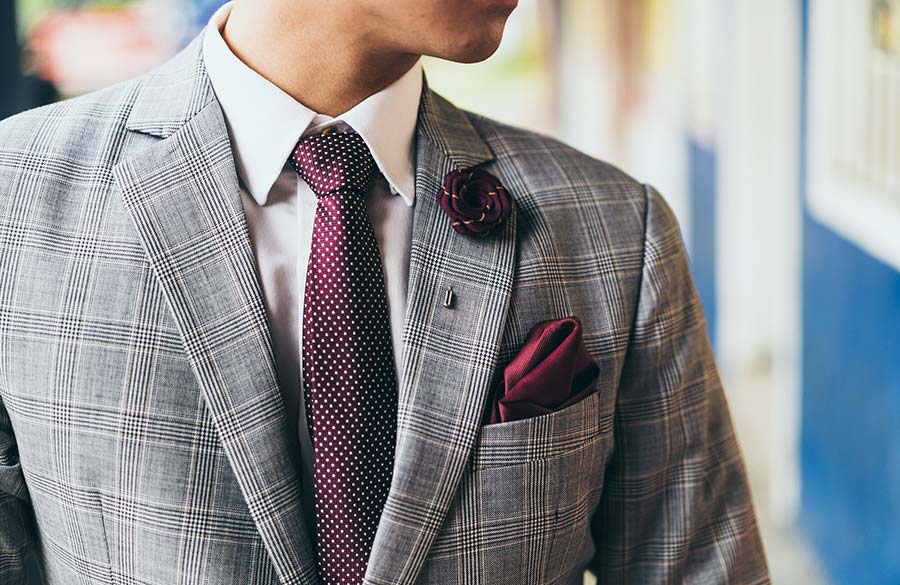 ست کردن کت و شلوار طوسی