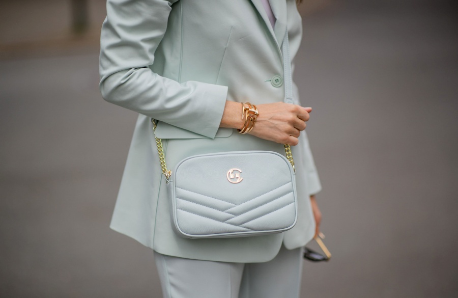 نحوهی ست کردن سبز نعنایی