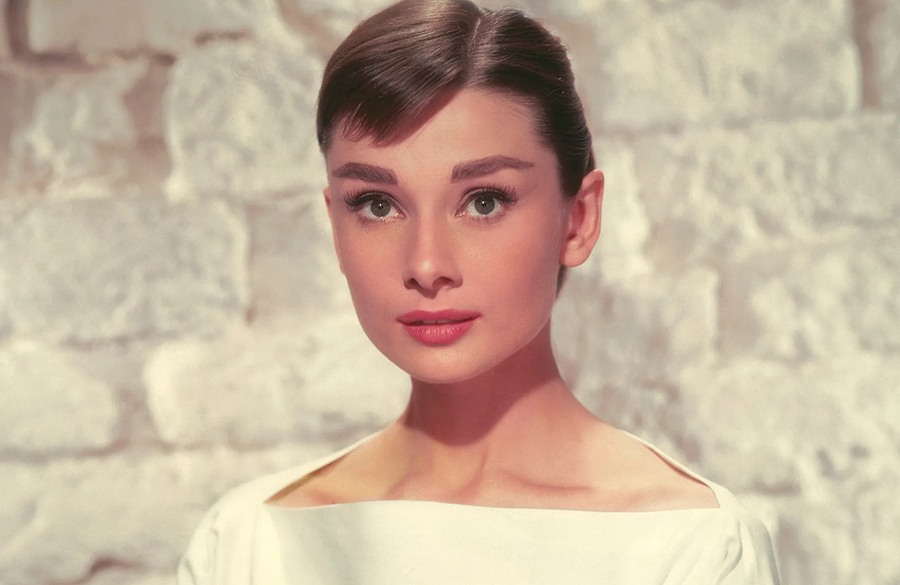 آدری هپبورن