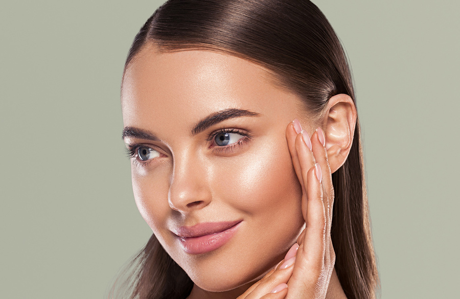 آرایش با پیراهن مشکی