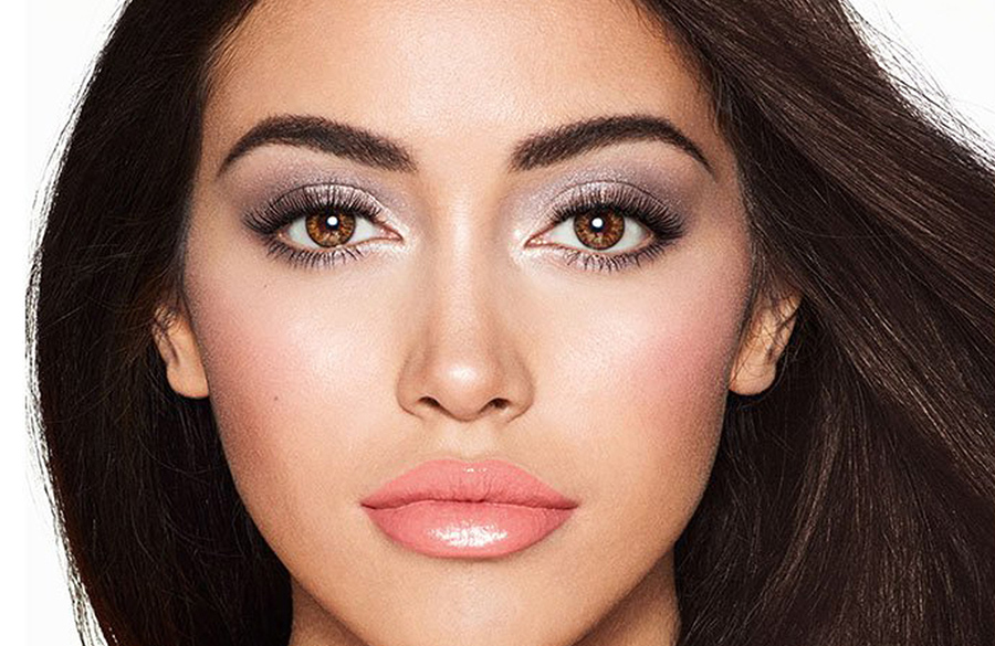 آرایش با پیراهن مشکی