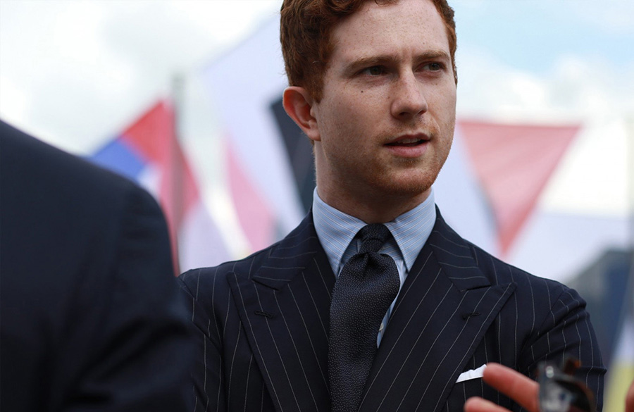 یقهی کلاسیک