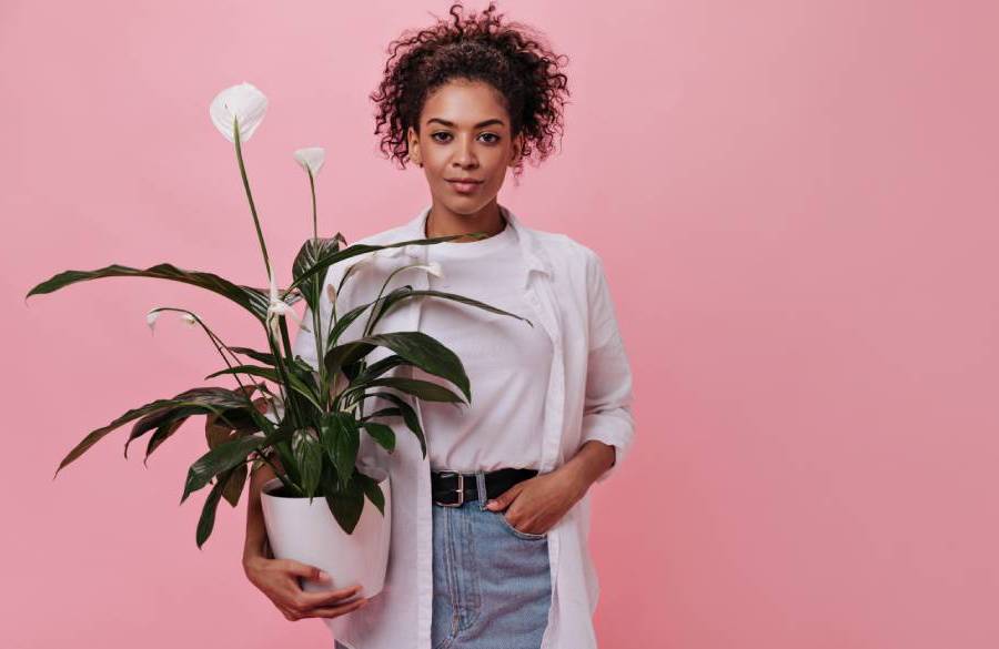 دامن جین آبی روشن بپوشید