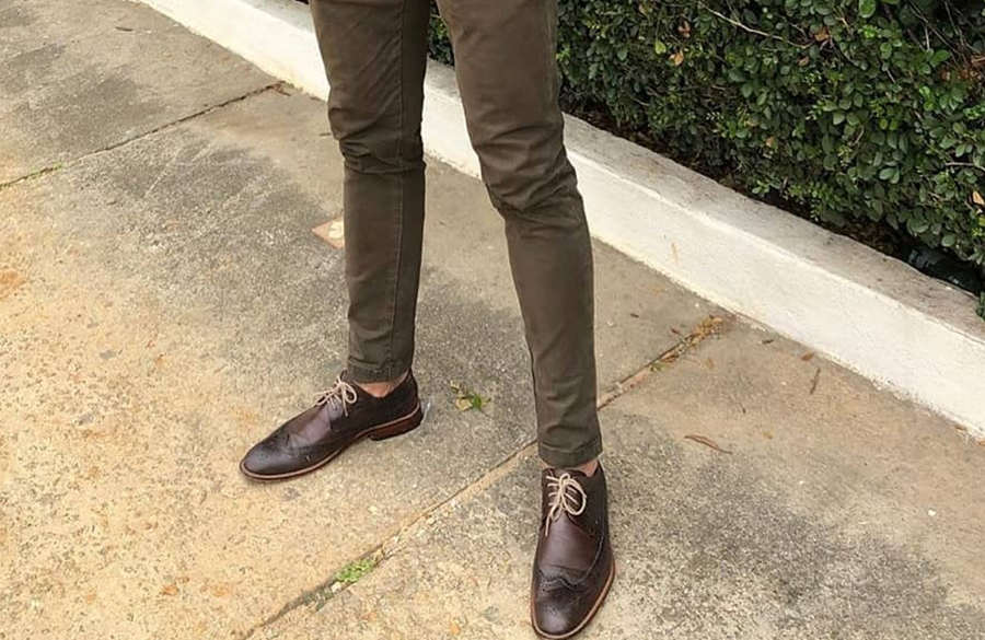 کفش مناسب ترکیب کت بلیزر و شلوار جین