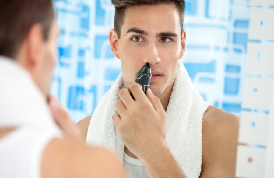 توجه به نظافت گوش و بینی برای افزایش جذابیت